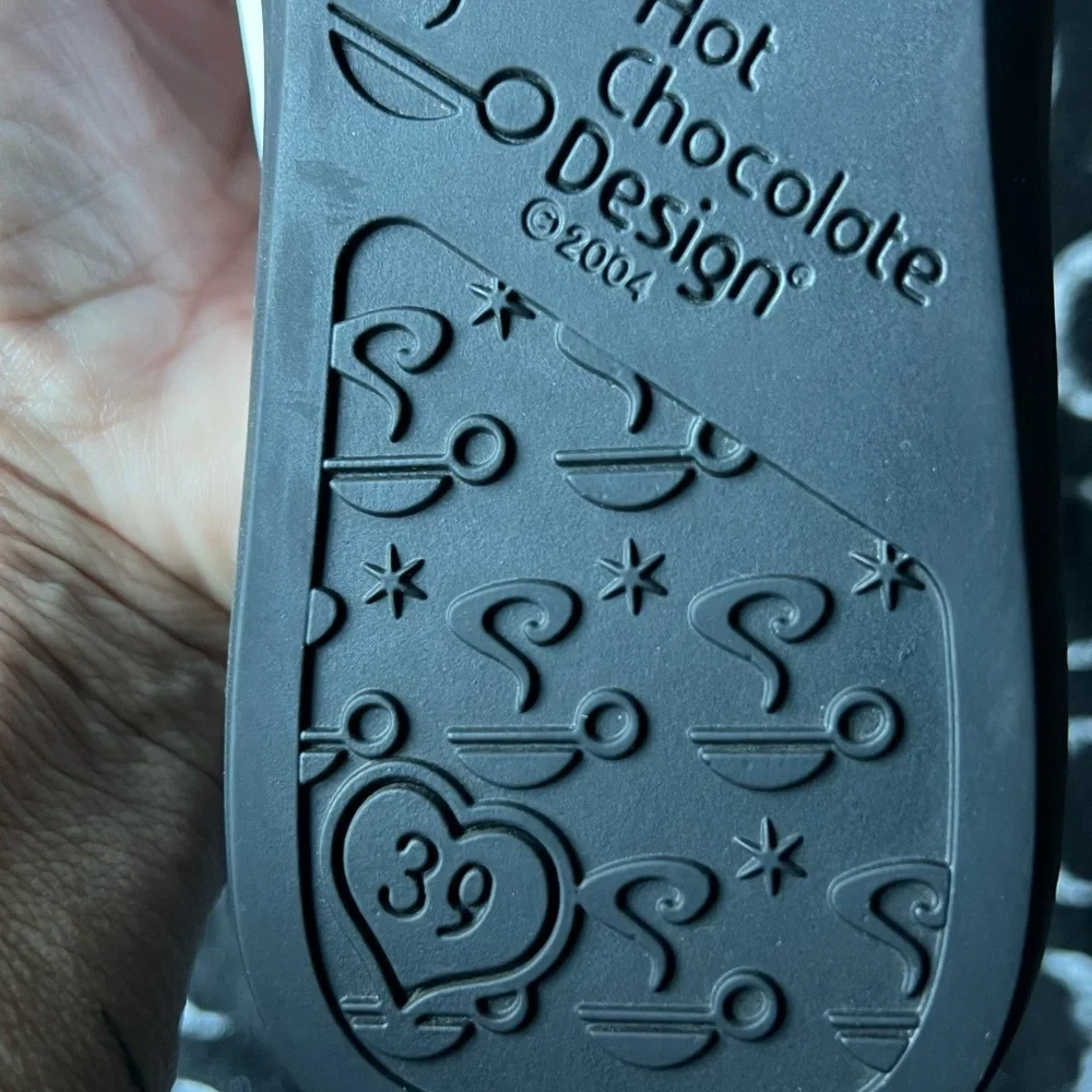 Hot Chocolate Design Chocolaticas® Havana Women's Mary Jane Flat - Picture 7 of 16